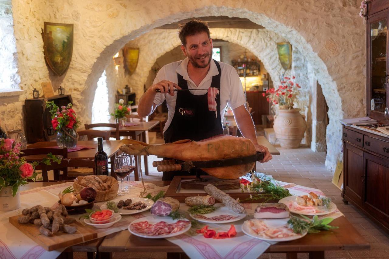 Вилла Castello Di Pupaggi Sellano Экстерьер фото