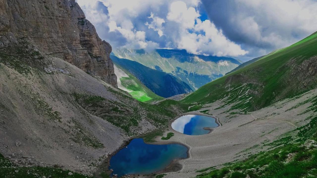Вилла Castello Di Pupaggi Sellano Экстерьер фото